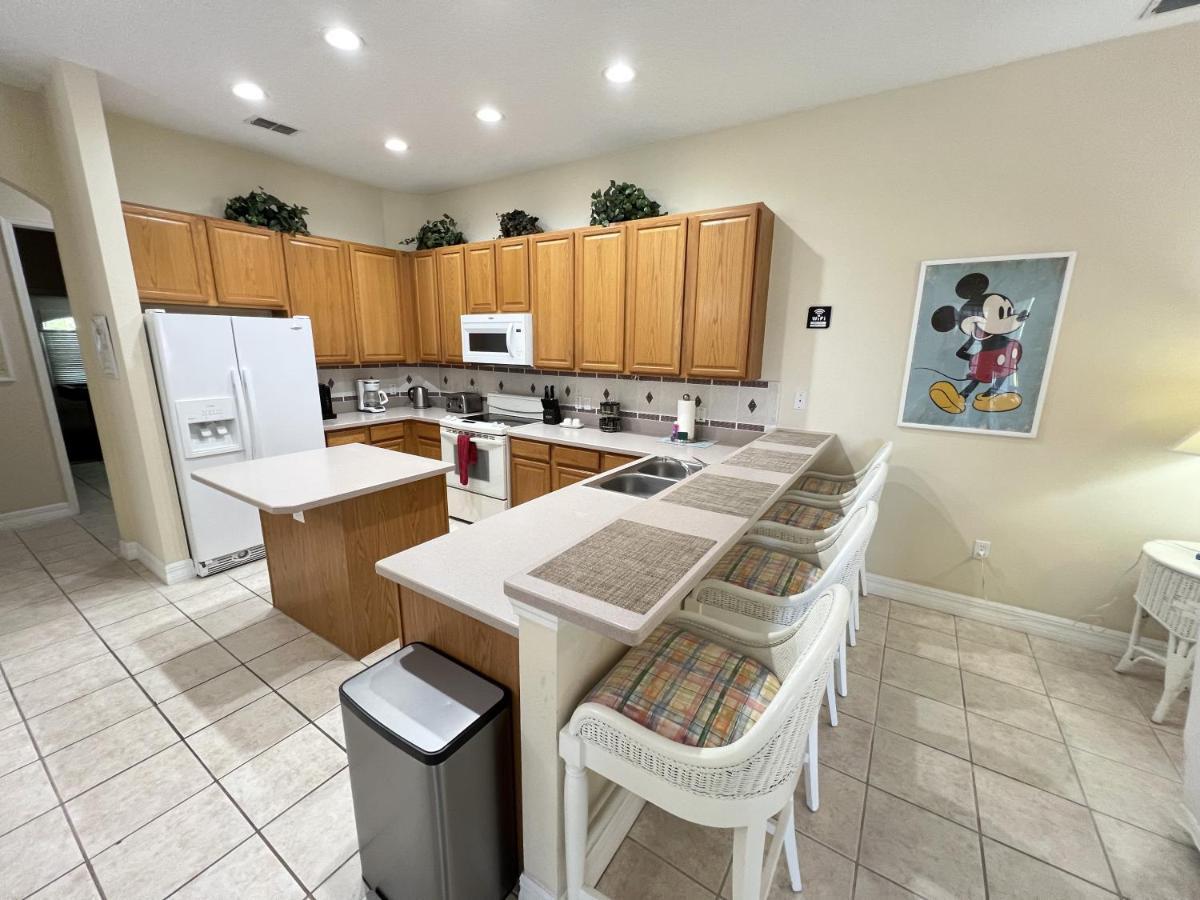 Mickeys Corner - Fantastic 5Br With Large Private Garden Pool Hot Tub Game Room Gas Bbq 2 Miles To Disney ออร์ลันโด ภายนอก รูปภาพ